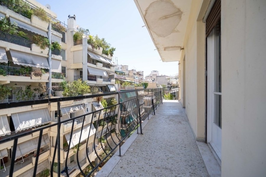 (Προς Πώληση) Κατοικία Διαμέρισμα || Αθήνα Κέντρο/Βύρωνας - 152 τ.μ, 3 Υ/Δ, 669.000€ 