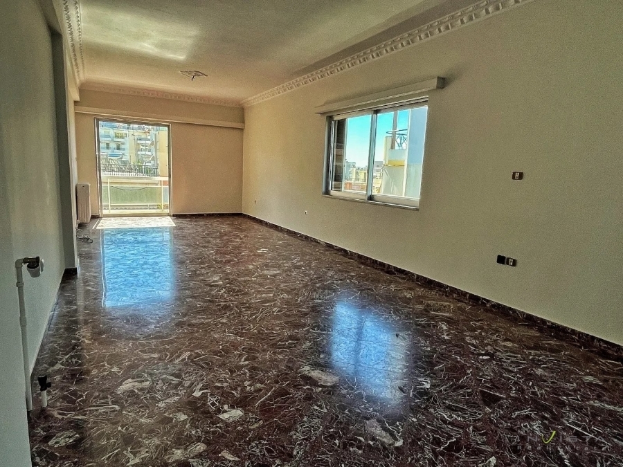 (For Sale) Residential Floor Apartment || Athens South/Glyfada - 114 Sq.m, 3 Bedrooms, 290.000€ 