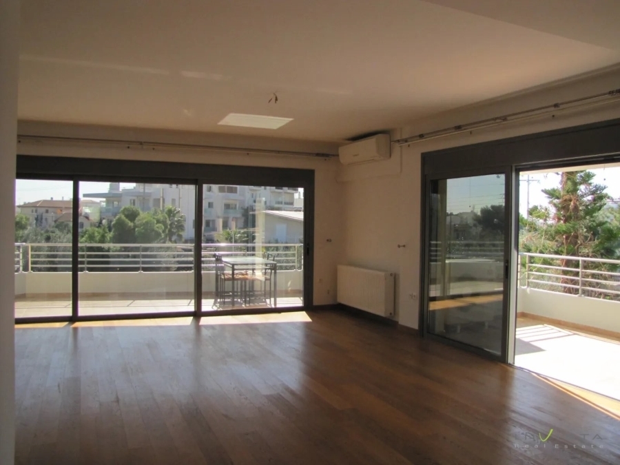 (For Sale) Residential Apartment || Athens South/Glyfada - 137 Sq.m, 3 Bedrooms, 800.000€ 